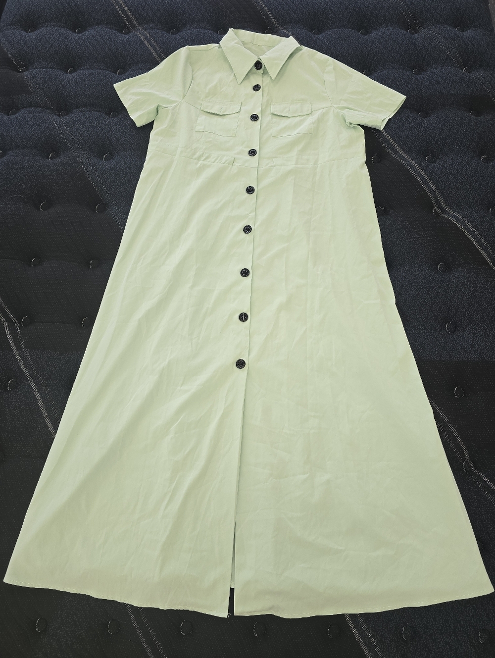 Shein Women's Light Green Short-Sleeve Buttoned Down Maxi Dress Size XL